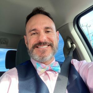 Meet your Posher, Tom